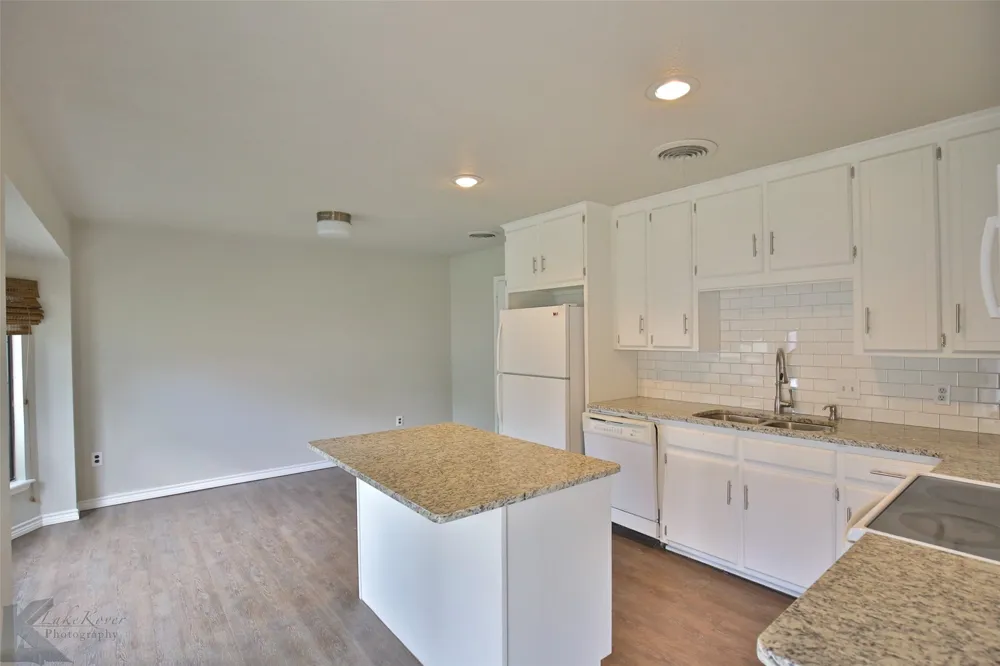 1709 Pemelton Drive Abilene, TX 79601