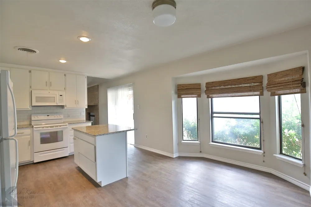 1709 Pemelton Drive Abilene, TX 79601