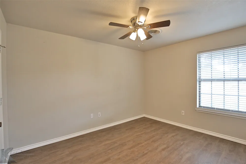 1709 Pemelton Drive Abilene, TX 79601