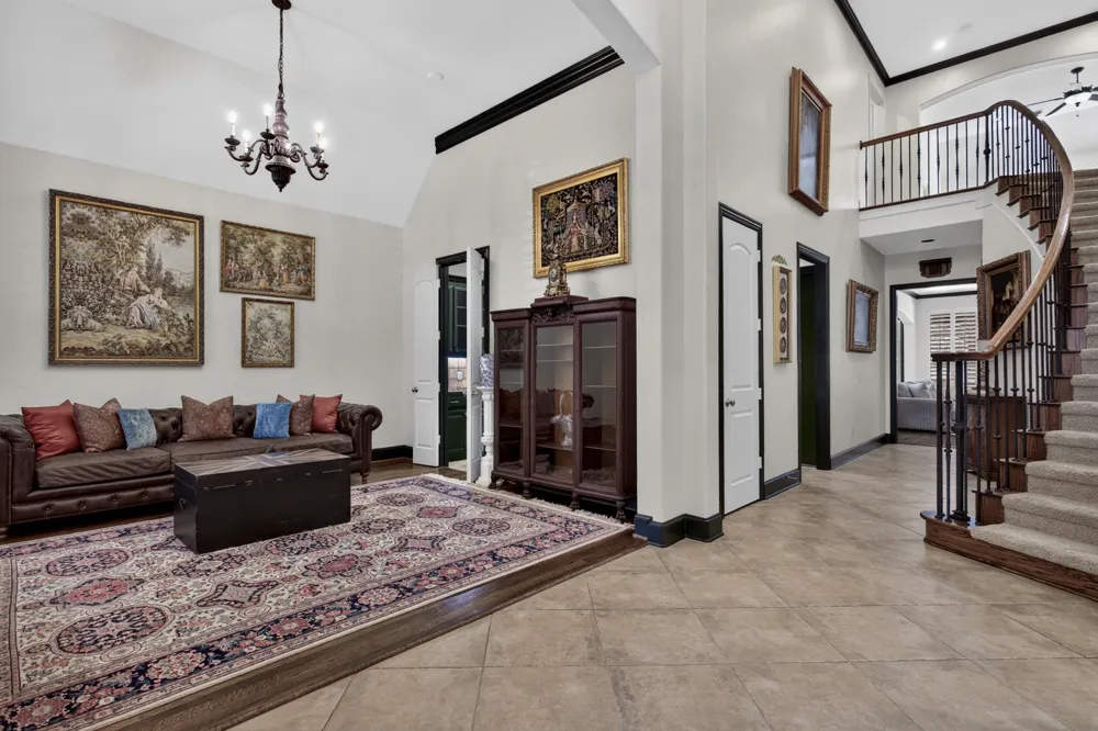 9114 Parson Drive Lantana, TX 76226