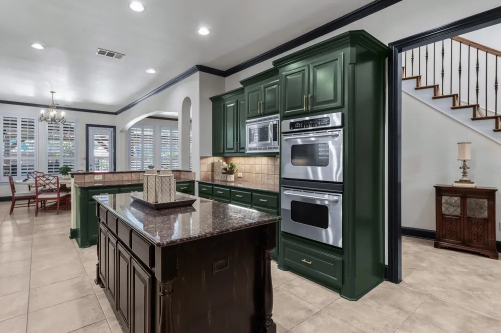 9114 Parson Drive Lantana, TX 76226