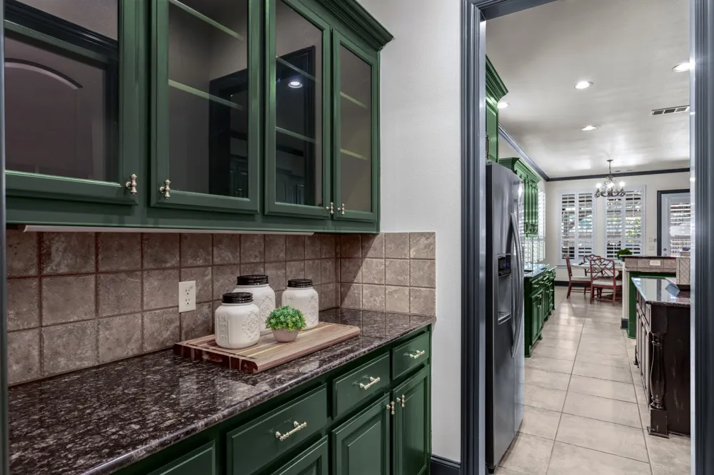 9114 Parson Drive Lantana, TX 76226