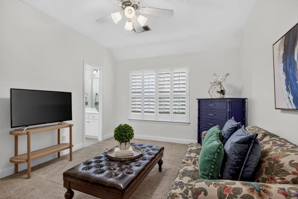 9114 Parson Drive Lantana, TX 76226