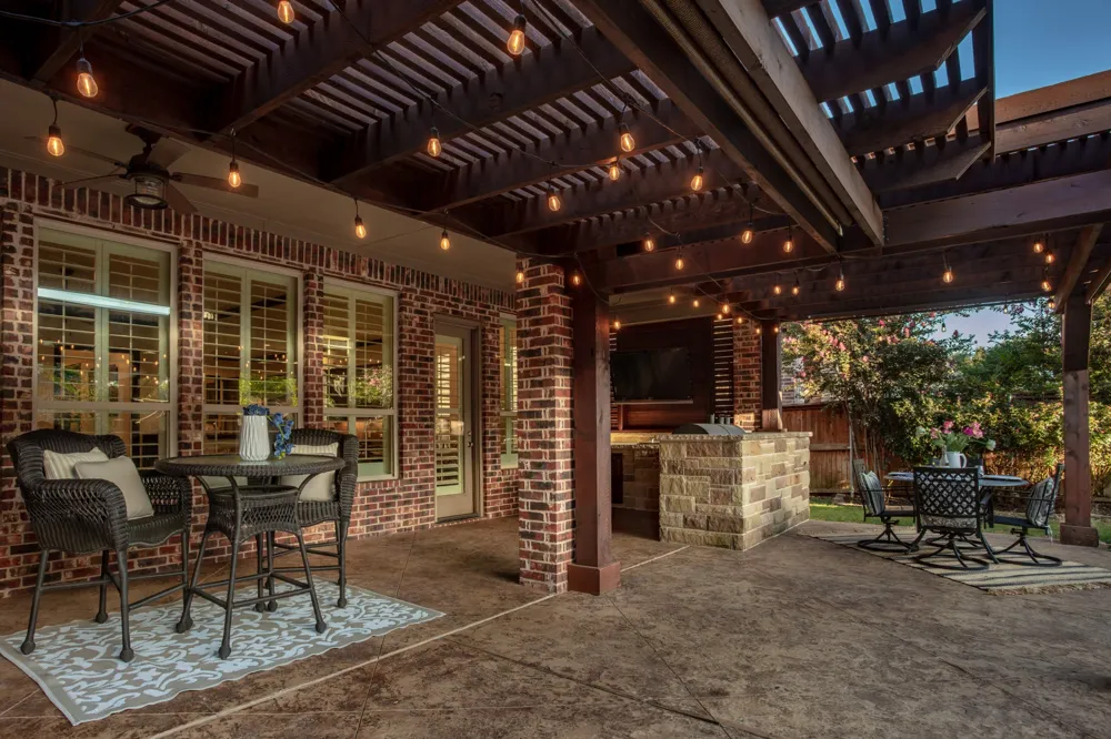 9114 Parson Drive Lantana, TX 76226