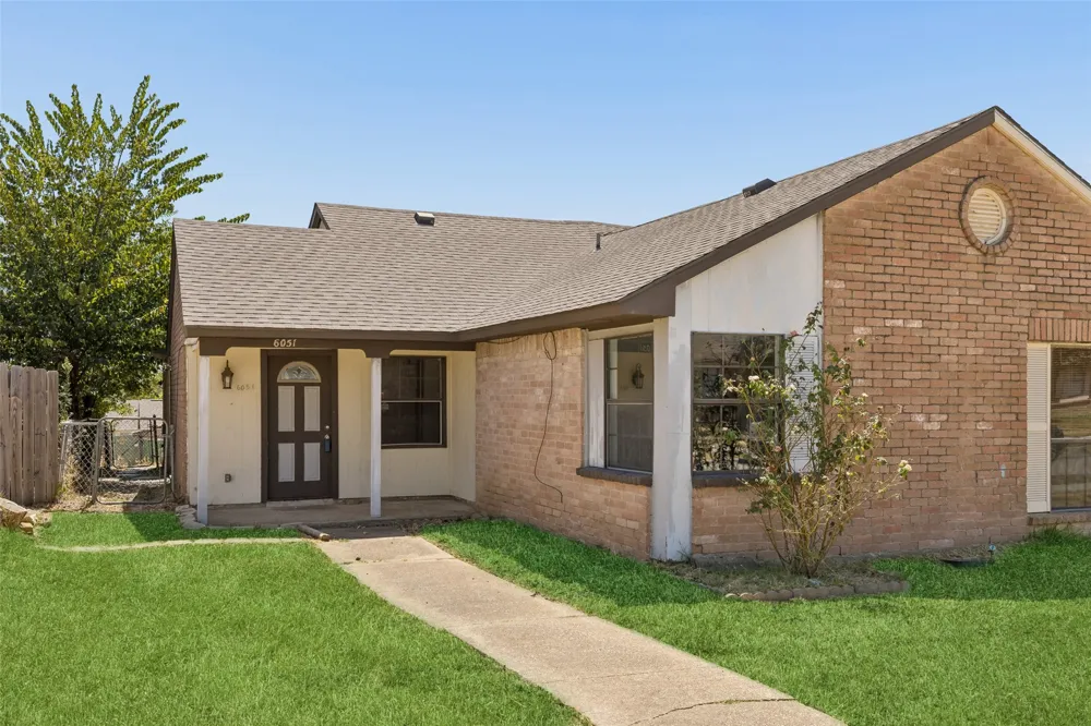 6051 Dooley Drive The Colony, TX 75056