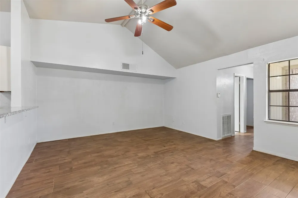 6051 Dooley Drive The Colony, TX 75056