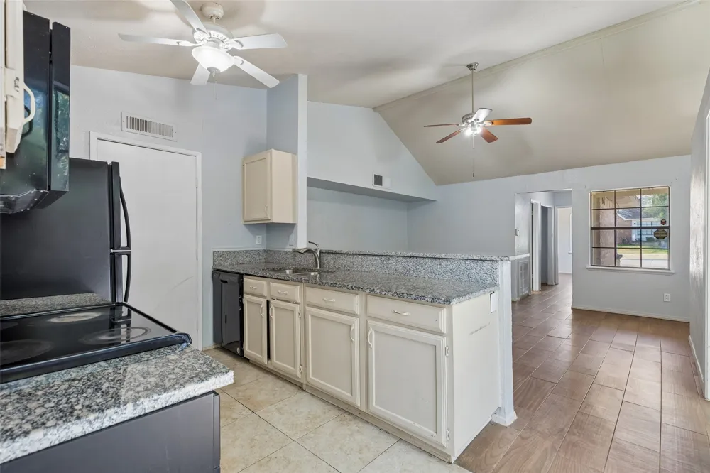6051 Dooley Drive The Colony, TX 75056