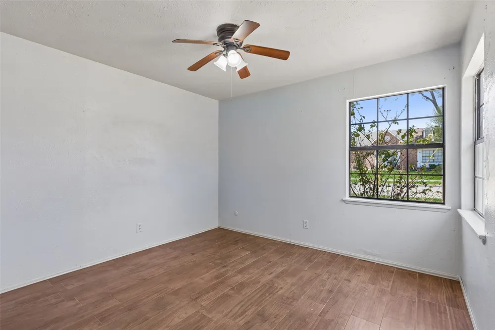 6051 Dooley Drive The Colony, TX 75056