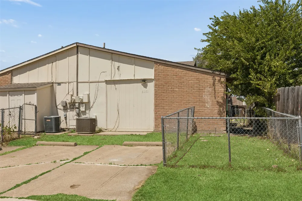 6051 Dooley Drive The Colony, TX 75056