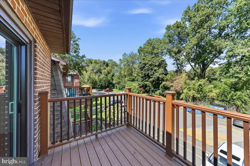 5200 HILLTOP DRIVE #B-22 Brookhaven, PA 19015