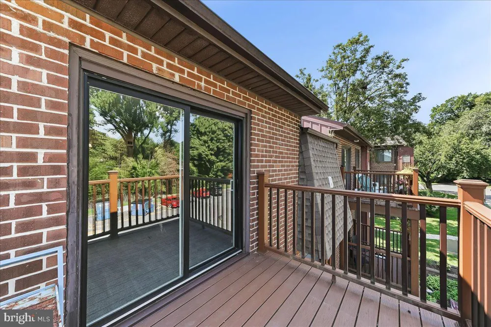 5200 HILLTOP DRIVE #B-22 Brookhaven, PA 19015