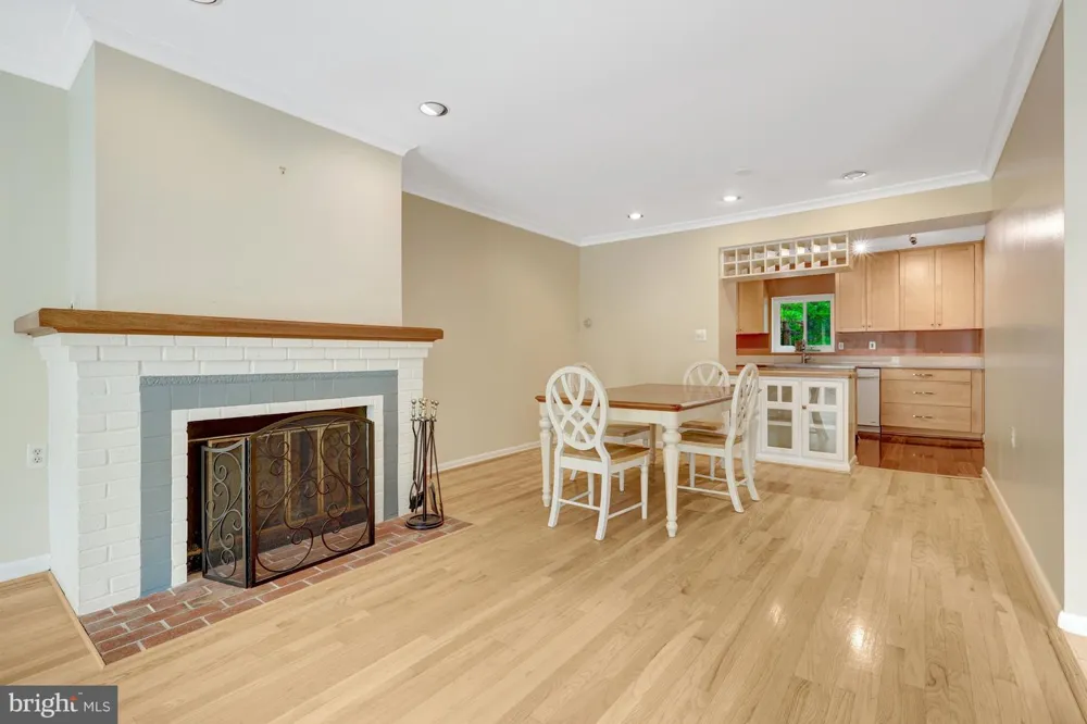 1591 INLET COURT Reston, VA 20190