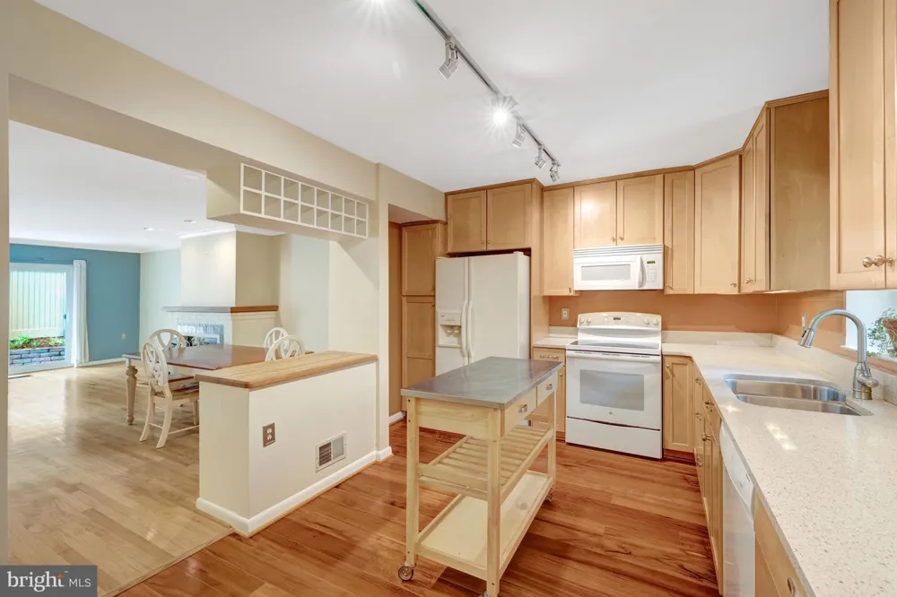 1591 INLET COURT Reston, VA 20190