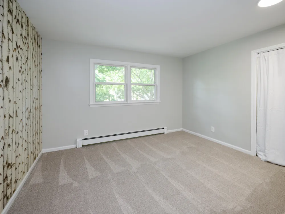 2222 Aberdeen Drive Kalamazoo, MI 49008