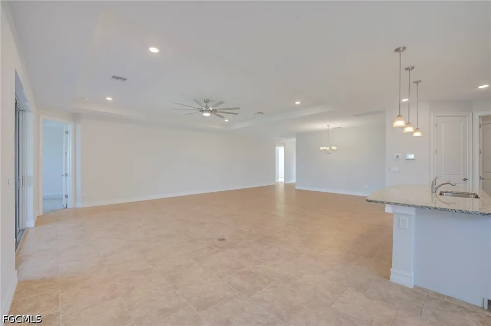 Everson Miles Circle North Fort Myers, FL 33917