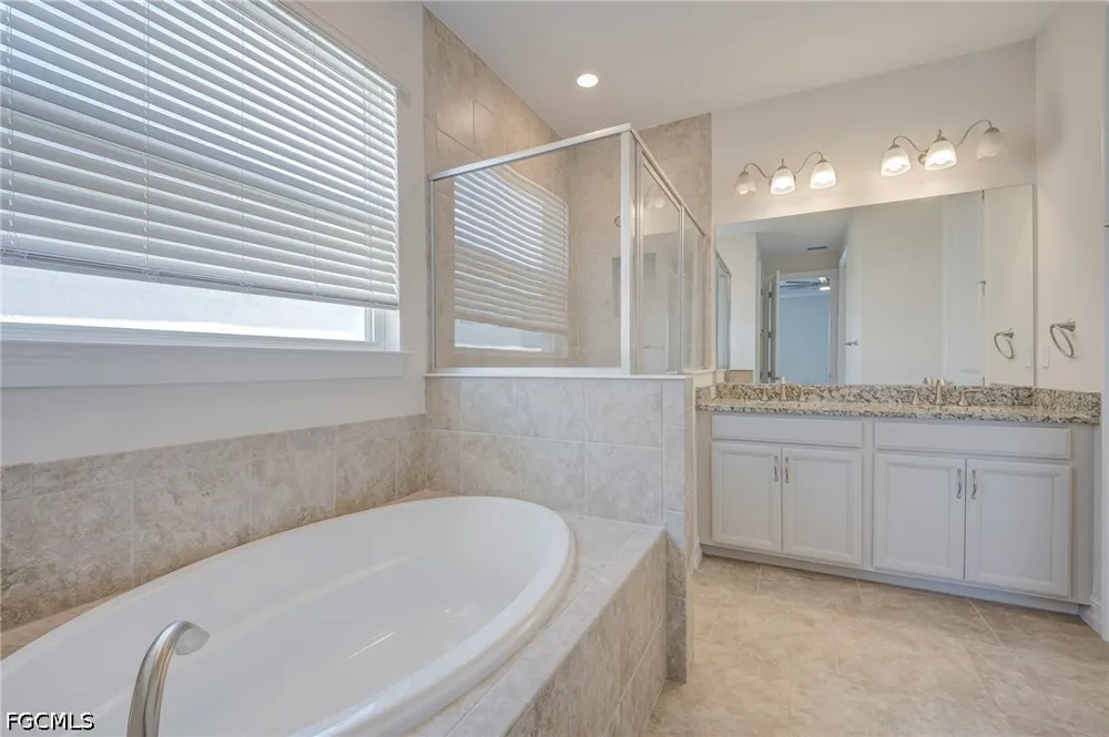 Everson Miles Circle North Fort Myers, FL 33917