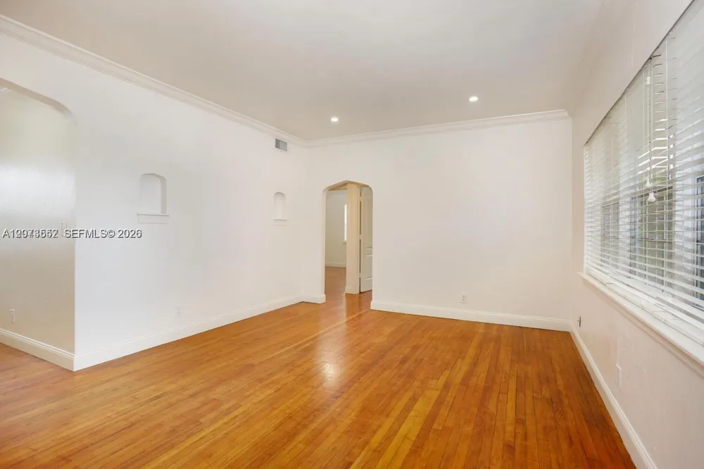 237 Madeira Ave #2 Coral Gables, FL 33134
