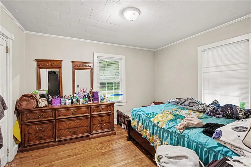 2006 Ashland Drive Burlington, NC 27217