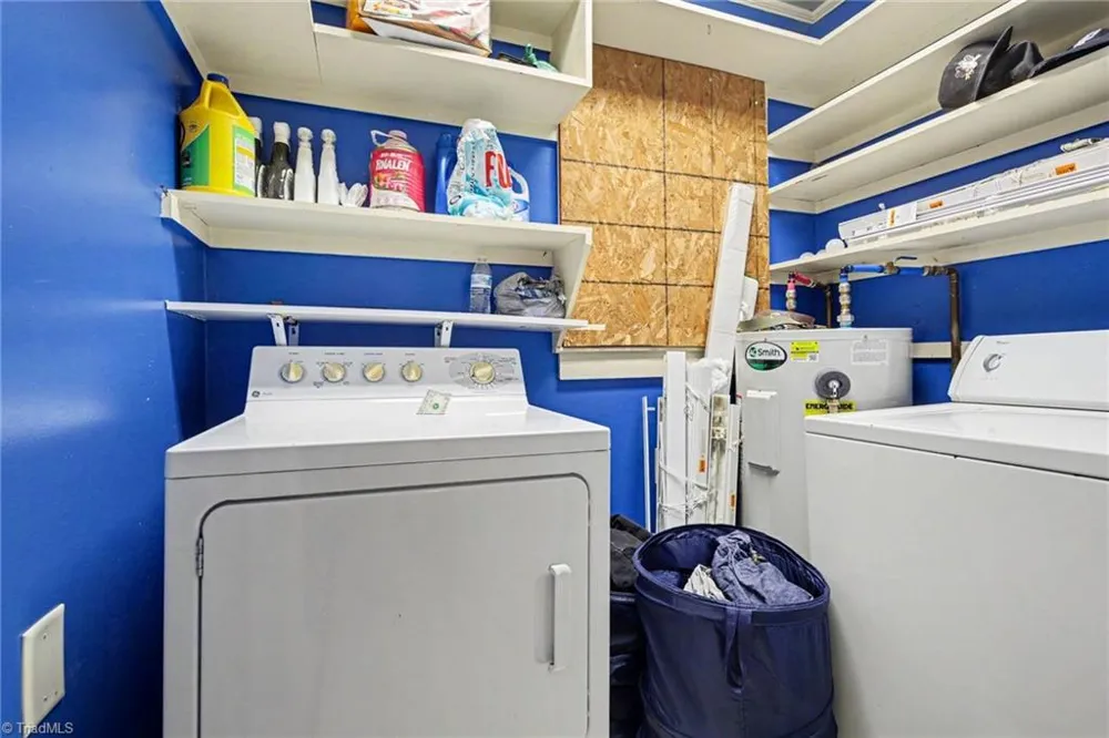 2006 Ashland Drive Burlington, NC 27217