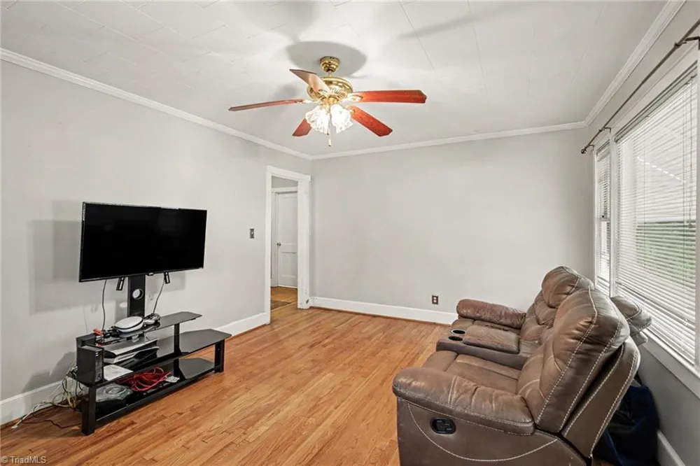 2006 Ashland Drive Burlington, NC 27217