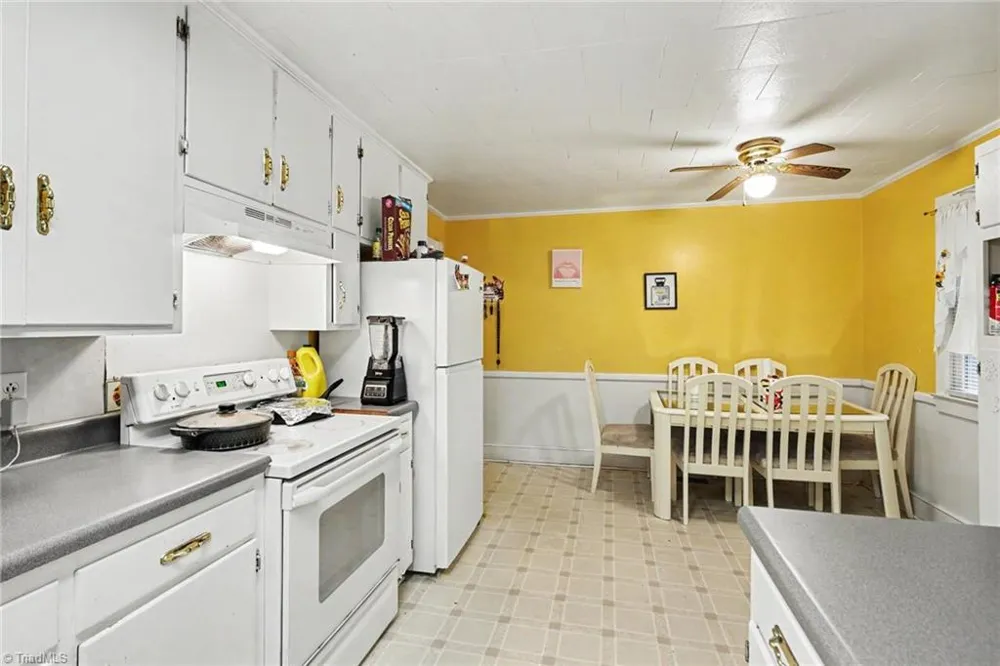 2006 Ashland Drive Burlington, NC 27217