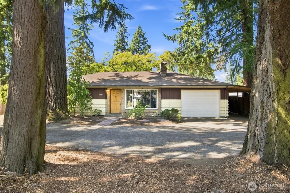3839 145th Avenue SE Bellevue, WA 98006