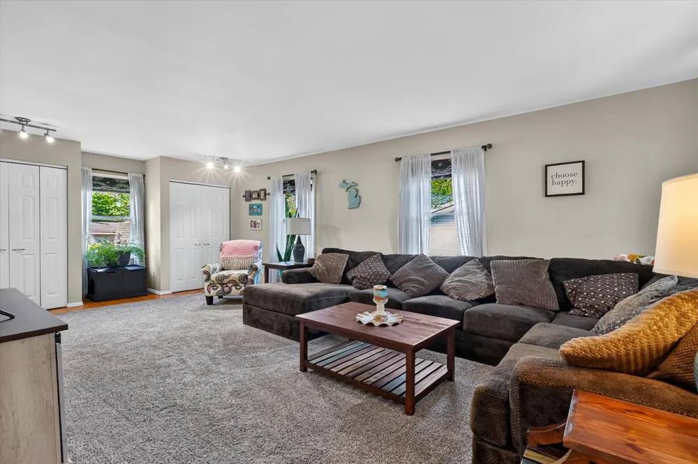 307 Miami Court Tecumseh City, MI 49286