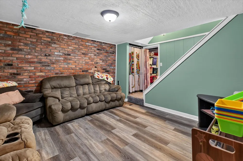 307 Miami Court Tecumseh City, MI 49286