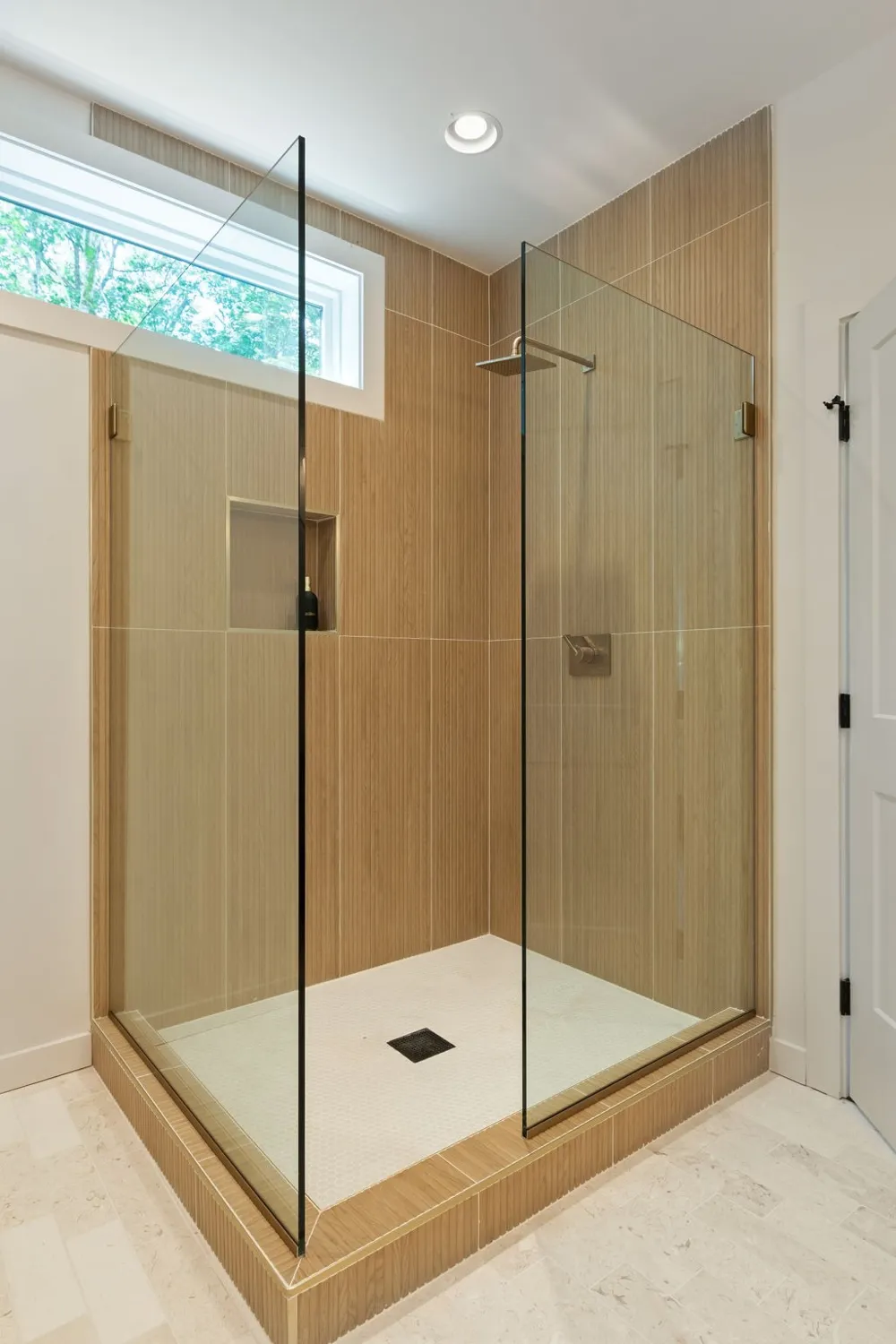 900 Valley View Drive Altamont, TN 37301