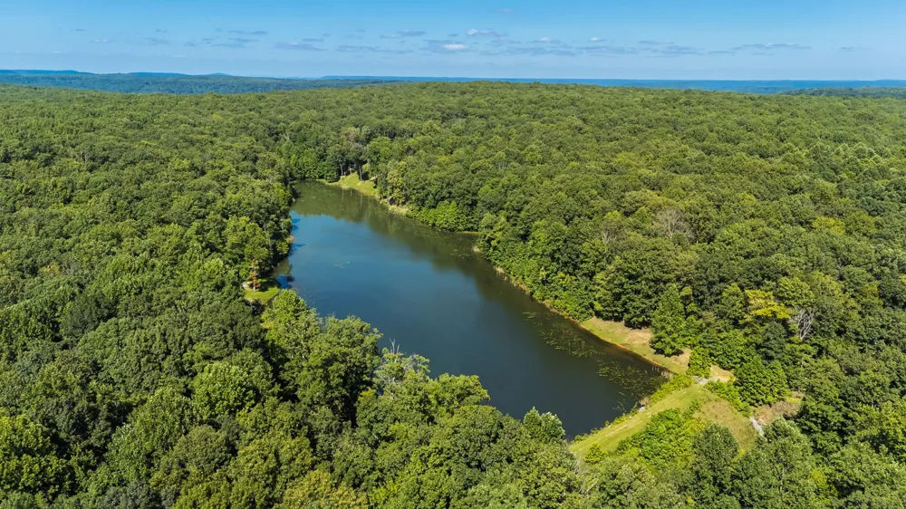 900 Valley View Drive Altamont, TN 37301