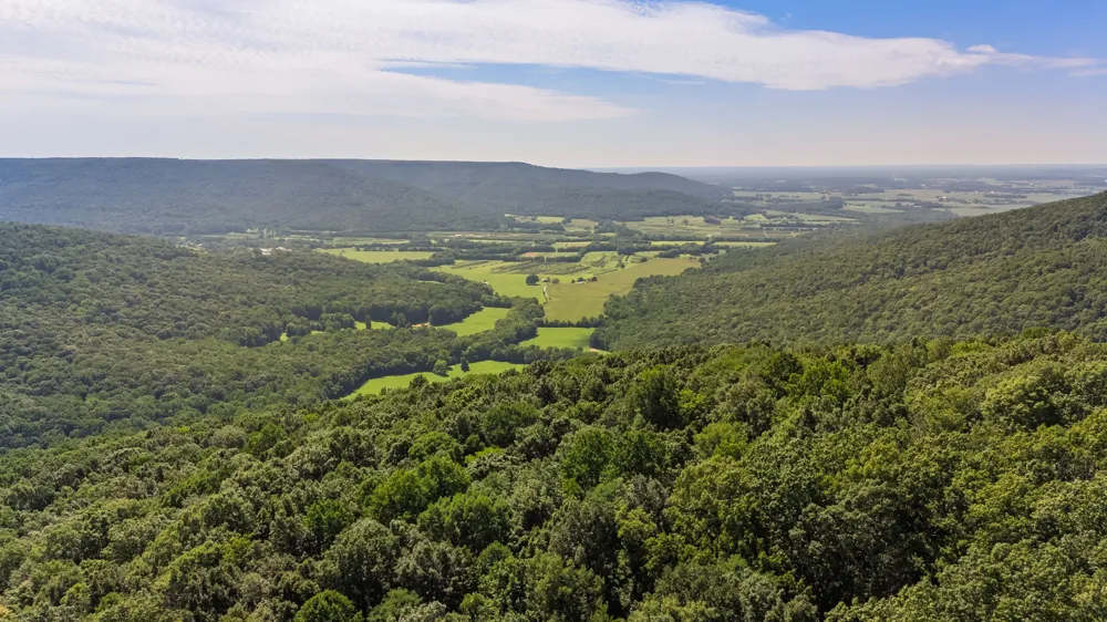 900 Valley View Drive Altamont, TN 37301