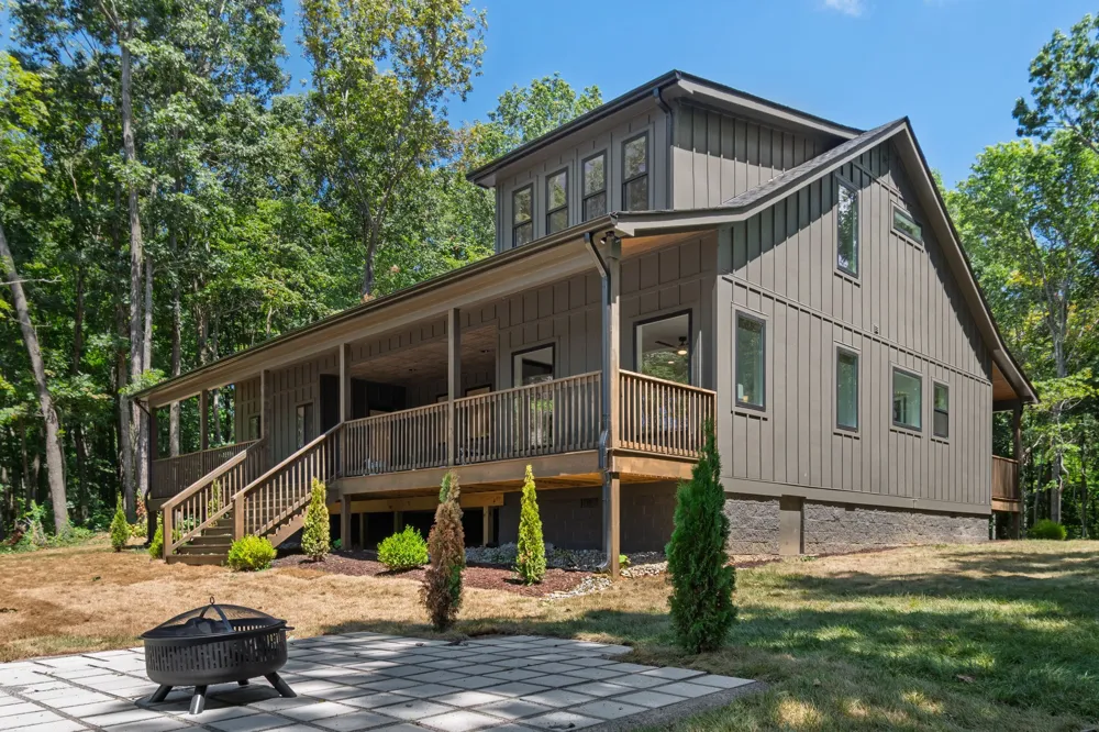 900 Valley View Drive Altamont, TN 37301