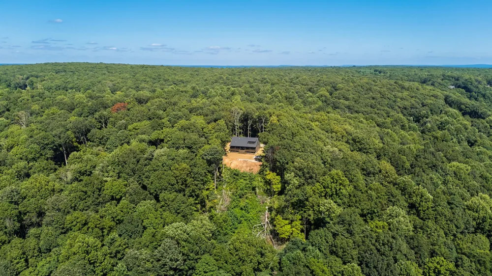 900 Valley View Drive Altamont, TN 37301