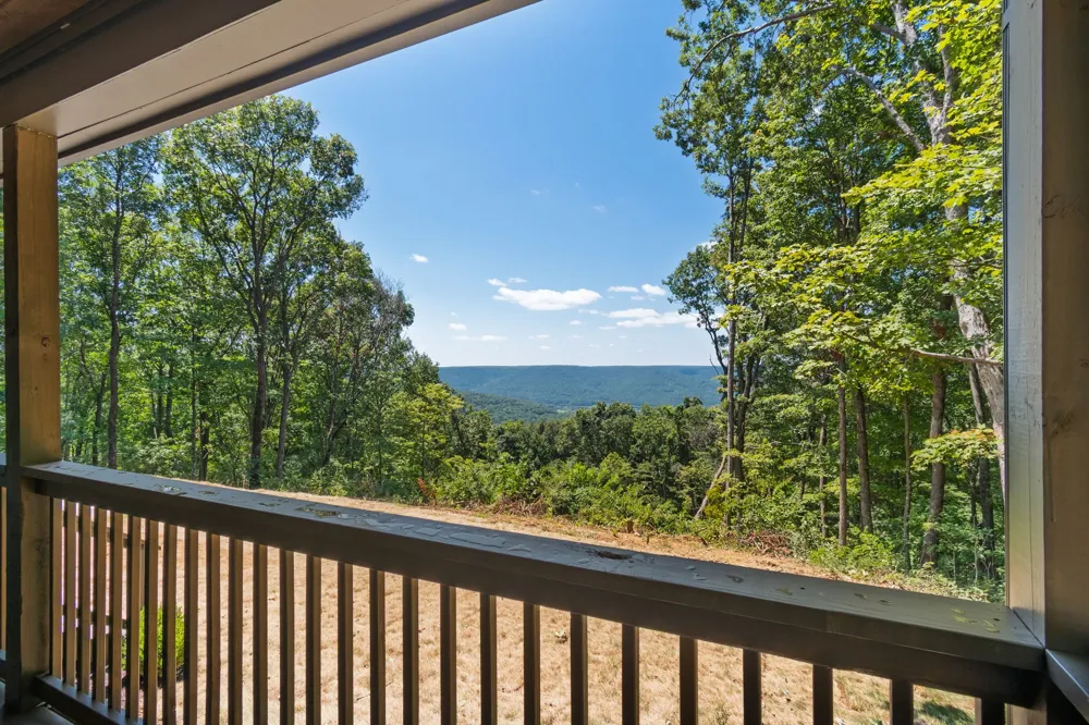 900 Valley View Drive Altamont, TN 37301