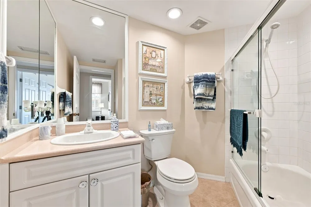 6450 SHORELINE DRIVE #9306 Seminole, FL 33708