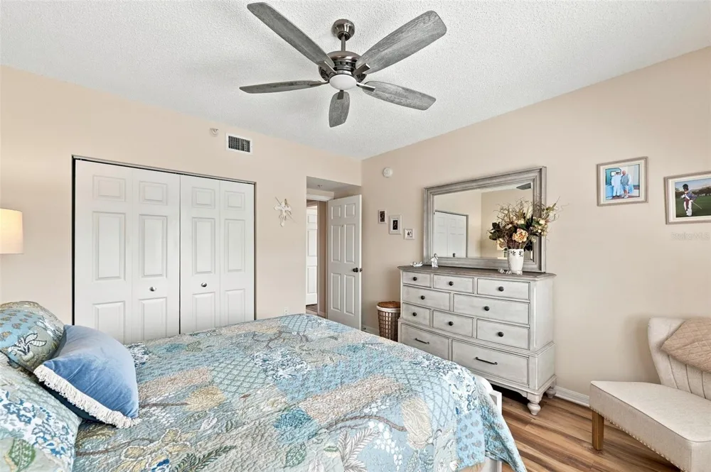6450 SHORELINE DRIVE #9306 Seminole, FL 33708
