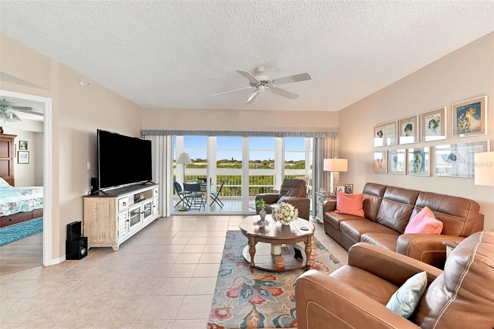 6450 SHORELINE DRIVE #9306 Seminole, FL 33708
