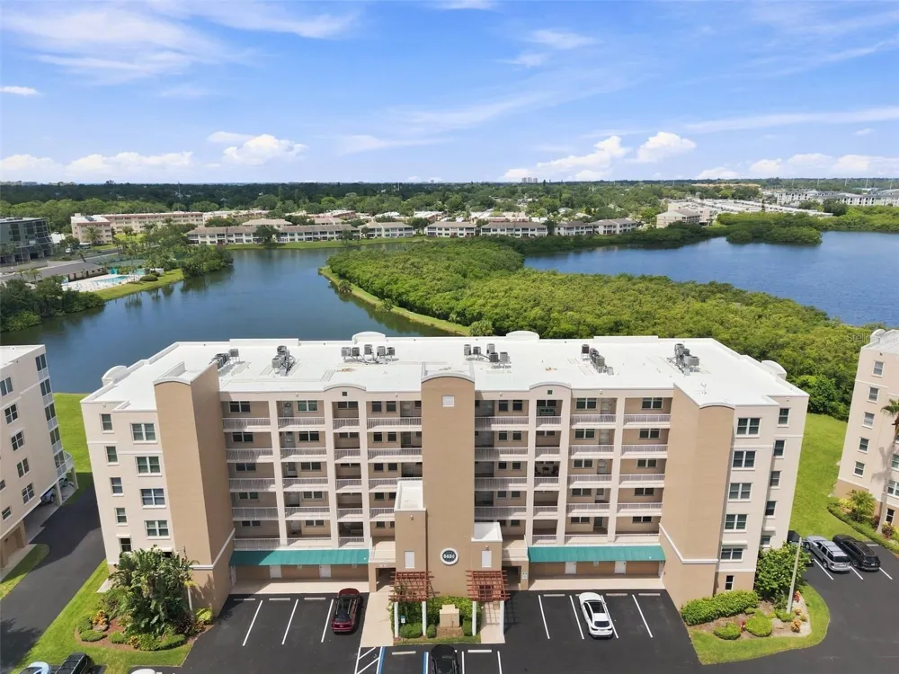 6450 SHORELINE DRIVE #9306 Seminole, FL 33708