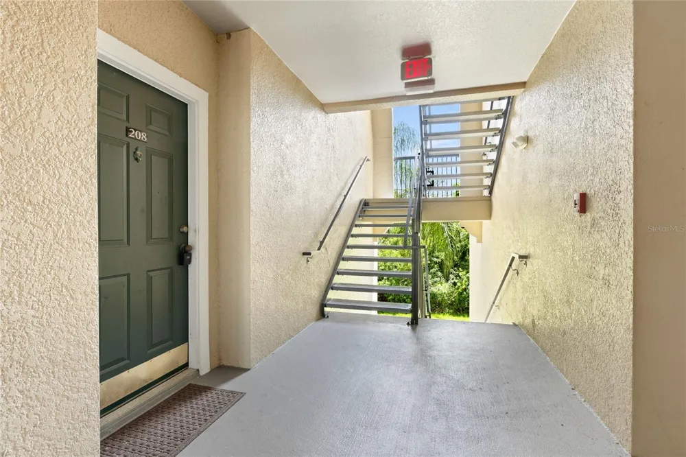 5134 NORTHRIDGE ROAD #208 Sarasota, FL 34238
