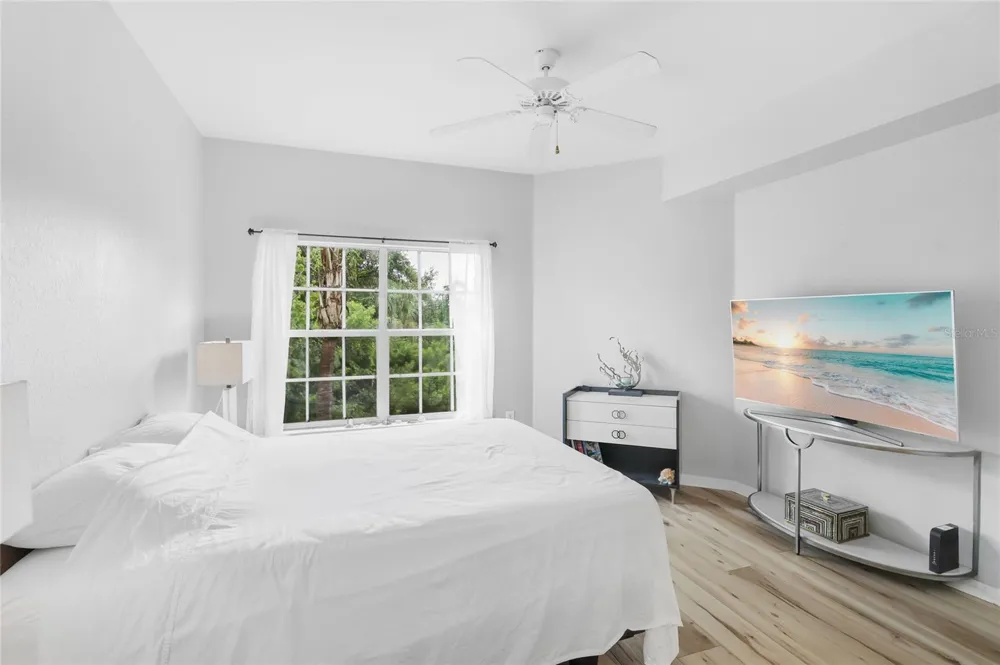 5134 NORTHRIDGE ROAD #208 Sarasota, FL 34238