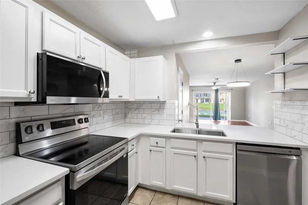 10840 LAKE SAINT CHARLES BOULEVARD Riverview, FL 33578