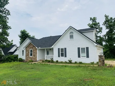 61 Garden Hills DR
