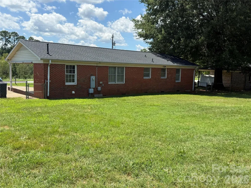 1710 Patrick Avenue Boiling Springs, NC 28152