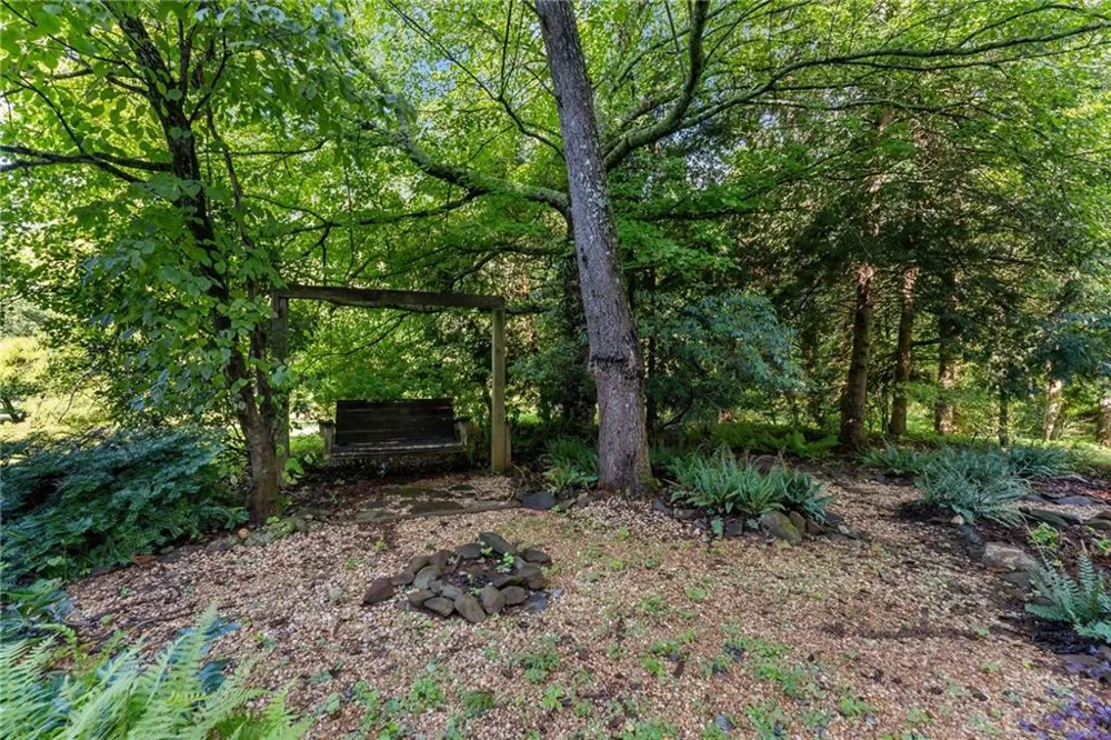 641 Martins Grove Road Dahlonega, GA 30533