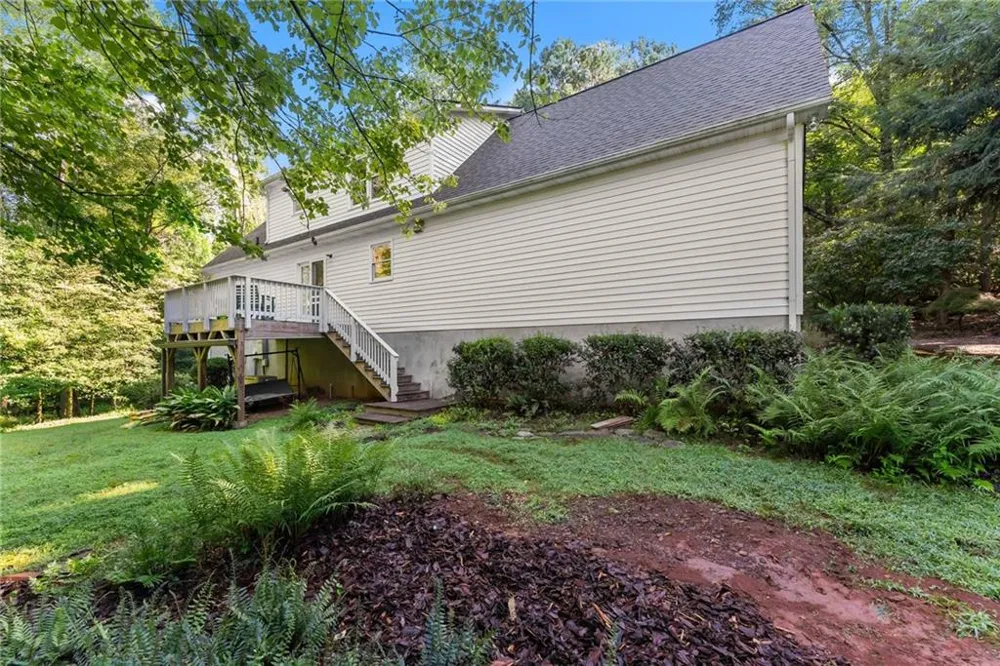 641 Martins Grove Road Dahlonega, GA 30533