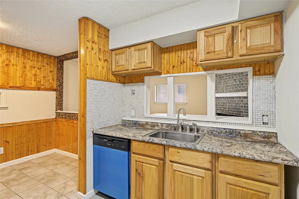 125 Allencrest Drive White Settlement, TX 76108