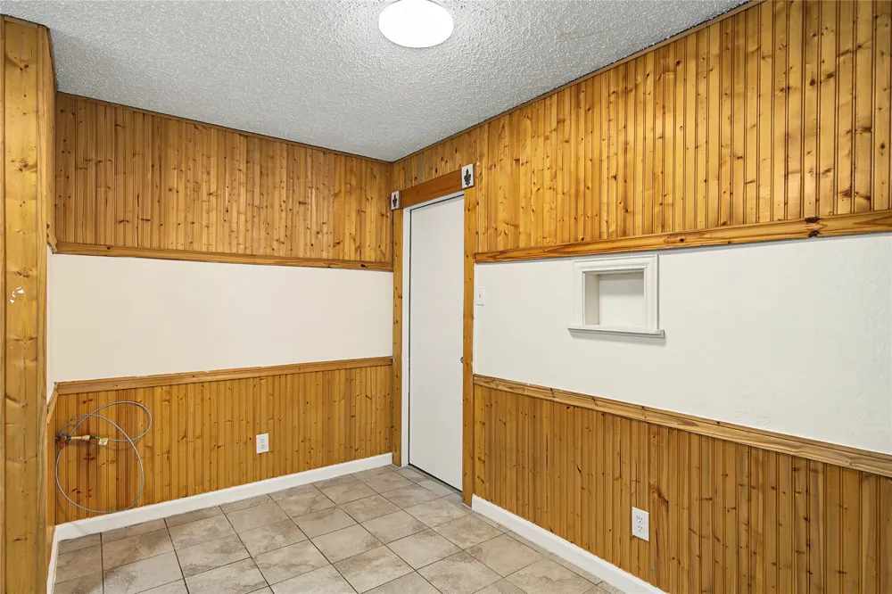 125 Allencrest Drive White Settlement, TX 76108