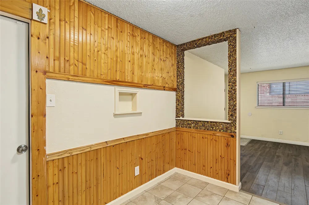 125 Allencrest Drive White Settlement, TX 76108