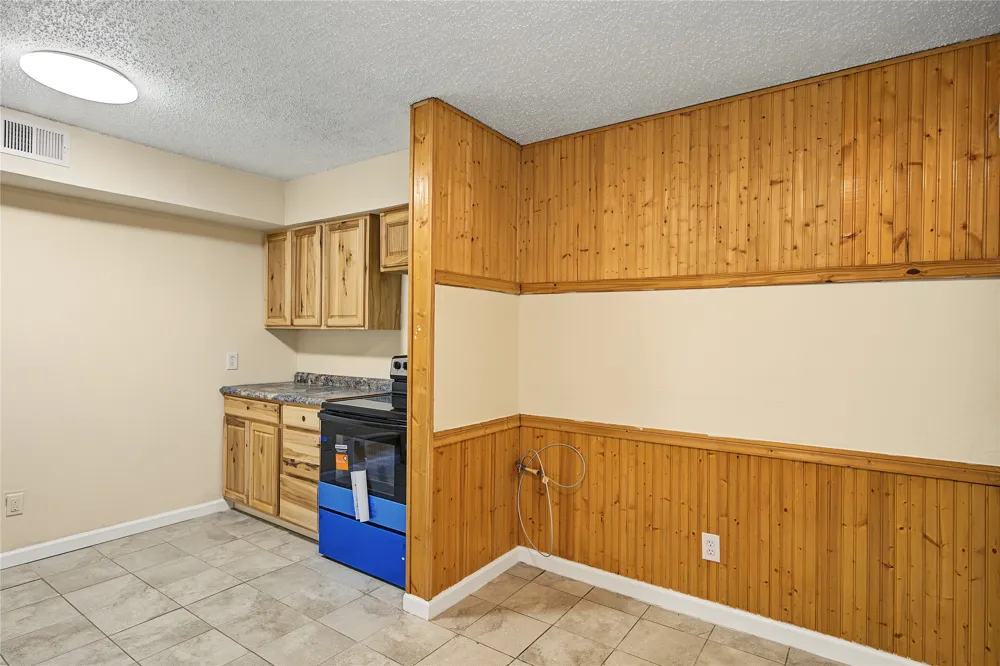 125 Allencrest Drive White Settlement, TX 76108