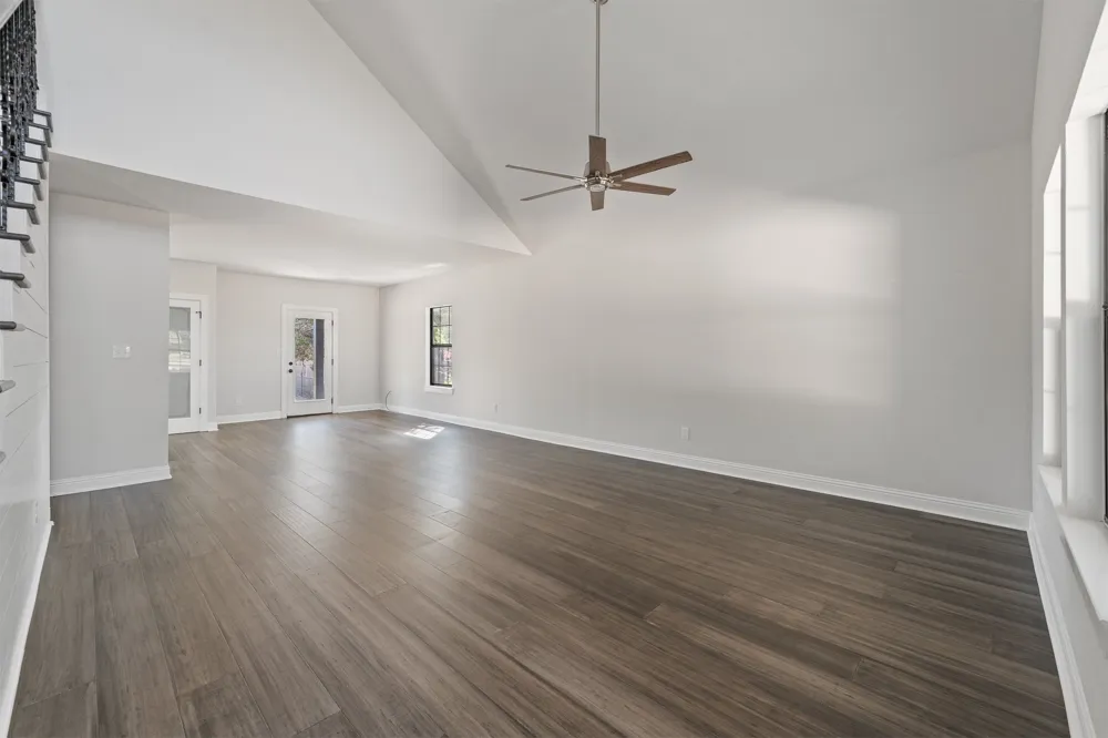 9405 Hilltop Street Rio Vista, TX 76093